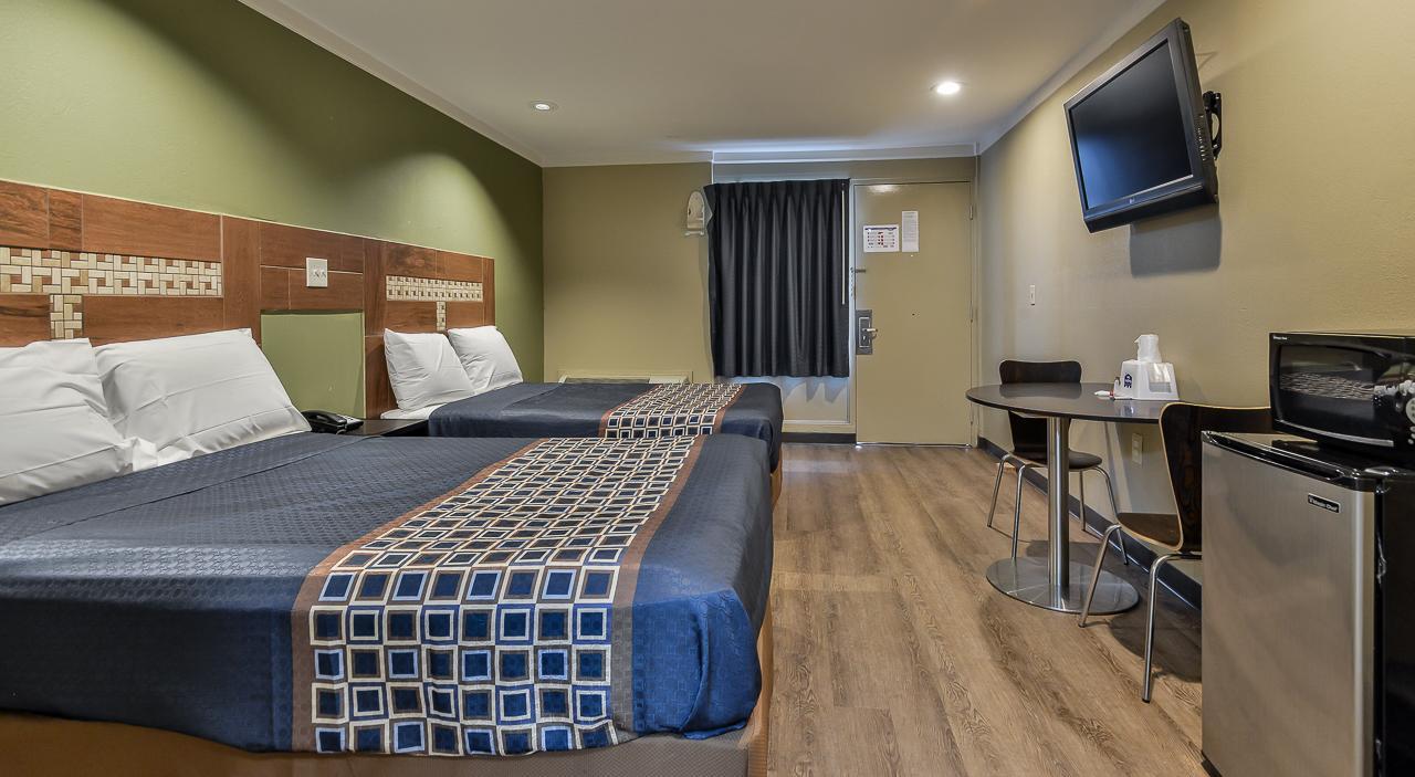 Motel Budgetel And Raleigh